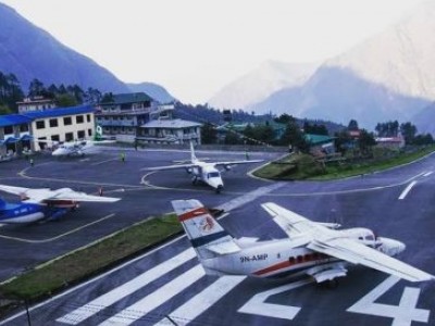 plane Waiting for Passenger at Lukla airport