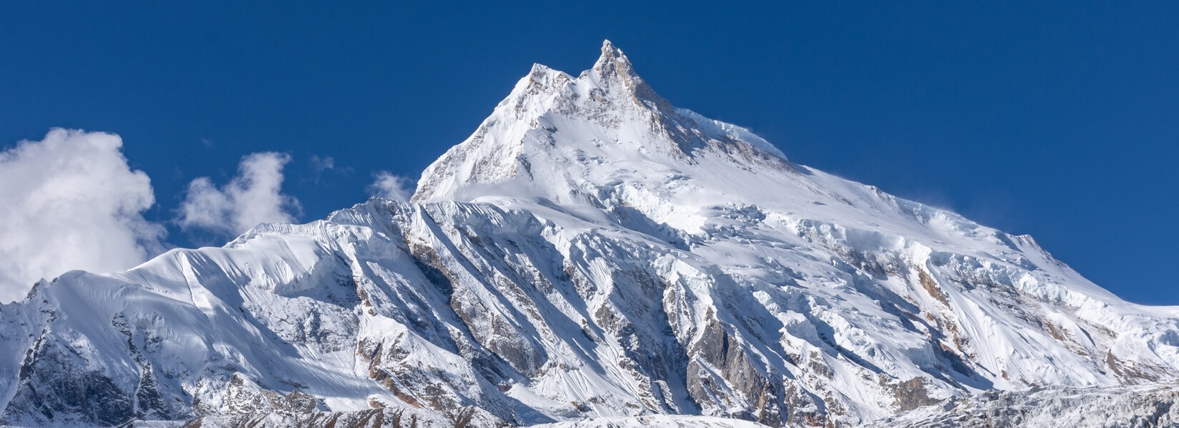 Manaslu circuit trek