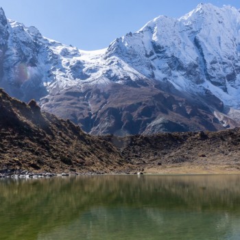 manaslu circuit trek