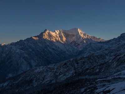 langtang gosaikung lake trek in Nepal