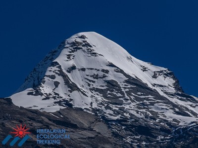 Pisang Peak Climbing